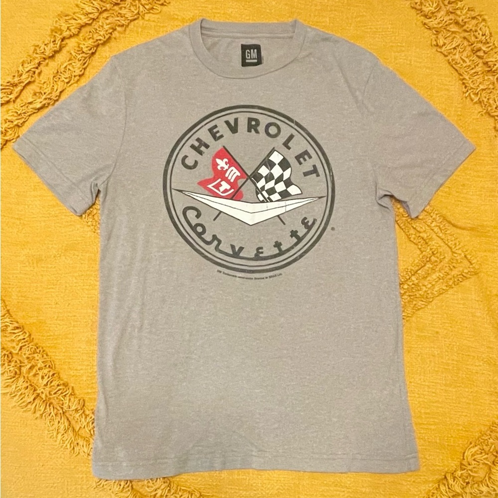 GM Vintage Distressed Graphic Tee Chevrolet Corvette Cross-flag Logo Mens shirt